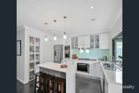 Property photo of 29 Avocet Circuit Cranebrook NSW 2749