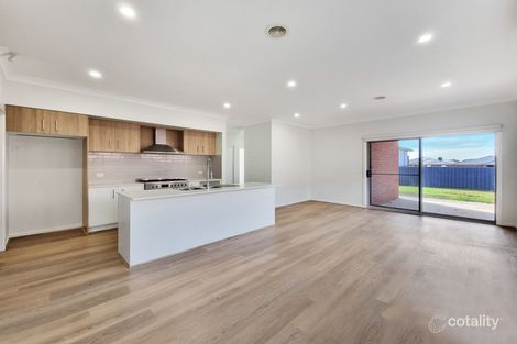 Property photo of 76 Oldbridge Boulevard Weir Views VIC 3338