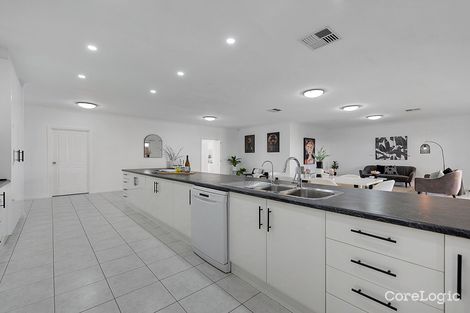 Property photo of 6 Regal Court Para Hills SA 5096