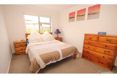 Property photo of 19 Clyde Finlay Street Macgregor ACT 2615