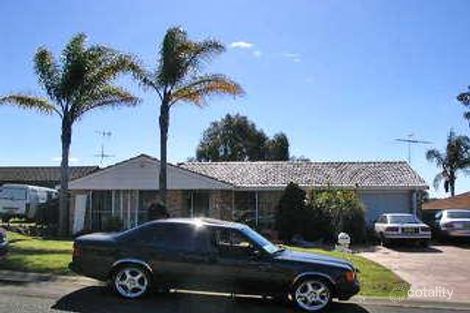 Property photo of 21 Barossa Place Edensor Park NSW 2176