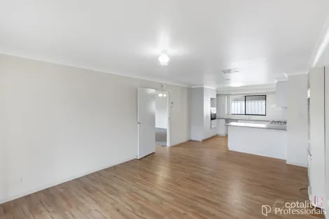 Property photo of 28 Bourkelands Drive Bourkelands NSW 2650