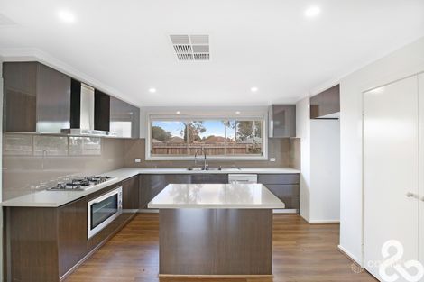 230 Centenary Ave, Kurunjang, VIC 3337