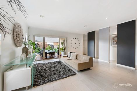 Property photo of 6 Cobaw Circuit Caroline Springs VIC 3023