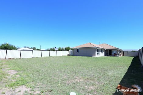 Property photo of 75 Mayfair Drive Emerald QLD 4720