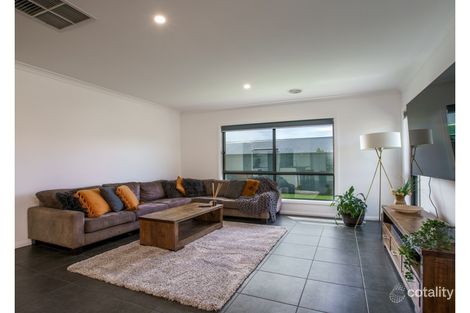 Property photo of 5 Juno Lane West Wodonga VIC 3690