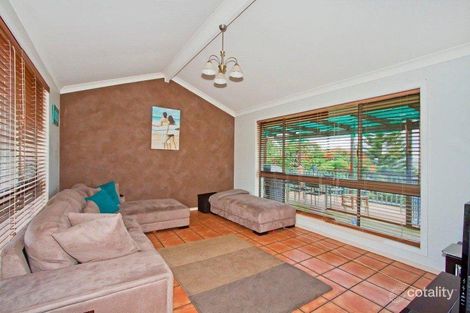 Property photo of 25 Laura Street Banora Point NSW 2486