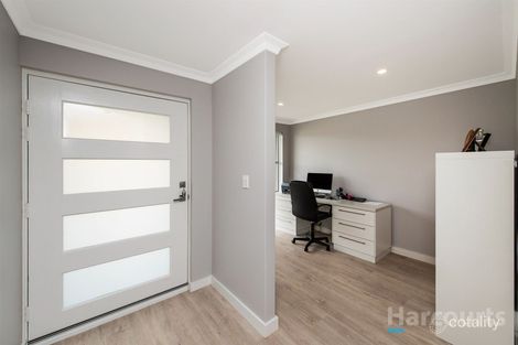 Property photo of 22 Bogdanich Way Madeley WA 6065