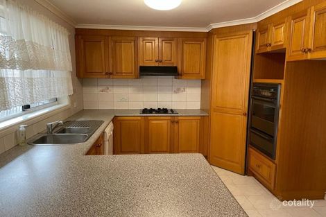 Property photo of 1/21 Fairhills Parade Glen Waverley VIC 3150