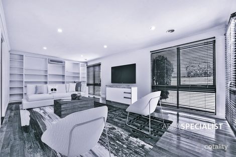 Property photo of 17 Locharn Crescent Keysborough VIC 3173