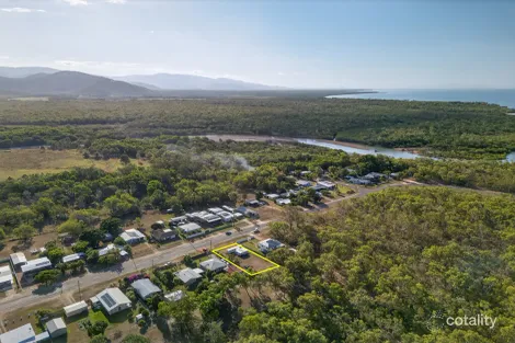 Property photo of 225 Balgal Beach Road Balgal Beach QLD 4816