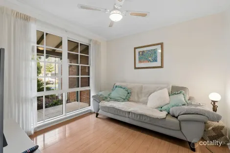 Property photo of 10 Whelk Place Mullaloo WA 6027