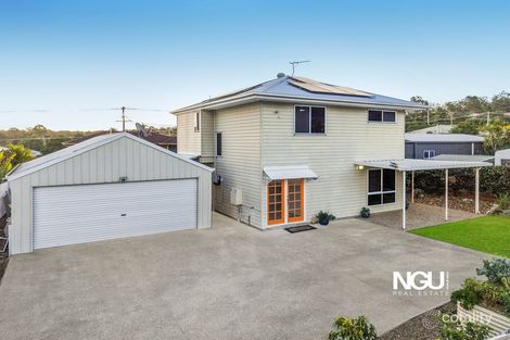 16 KERTON ST, BRASSALL, QLD 4305
