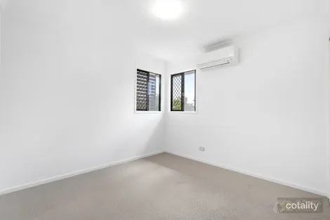 Property photo of 10/140-142 Eagleby Road Eagleby QLD 4207