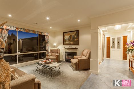 Property photo of 13 Castle Court Beaconsfield VIC 3807