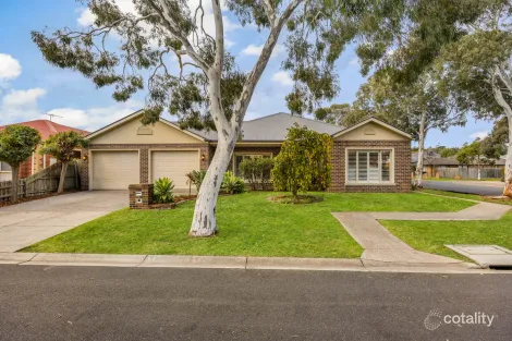 Property photo of 17 Treefern Drive Sunbury VIC 3429