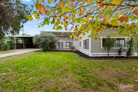 8 Charles St, Benalla, VIC 3672