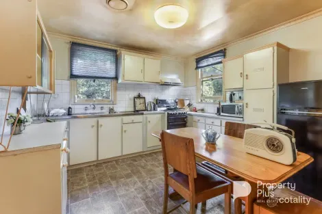 Property photo of 6 Larritt Street Bendigo VIC 3550