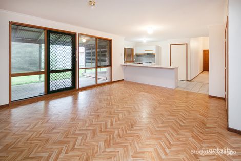 Property photo of 9 Escott Grove Berwick VIC 3806