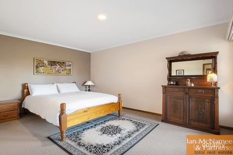 Property photo of 4 Lee Place Queanbeyan West NSW 2620