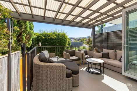 Property photo of 76 Gilgandra Road North Bondi NSW 2026