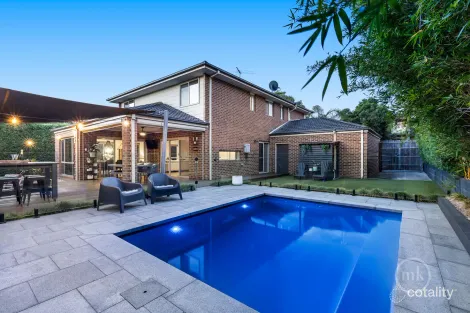 Property photo of 14 Barak Parade Doreen VIC 3754