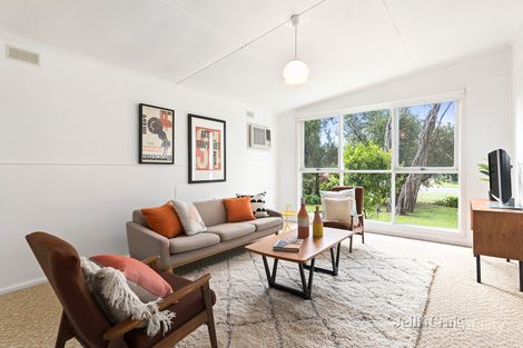 Property photo of 9 Waratah Street Rye VIC 3941