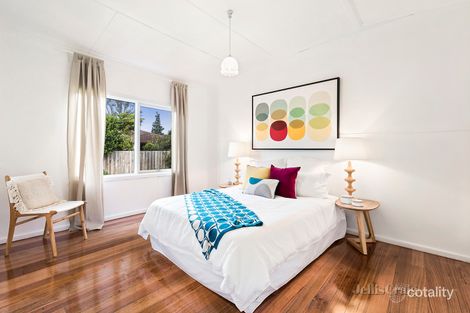 Property photo of 9 Waratah Street Rye VIC 3941
