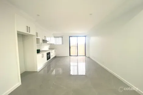 Property photo of 581 The Horsley Drive Smithfield NSW 2164