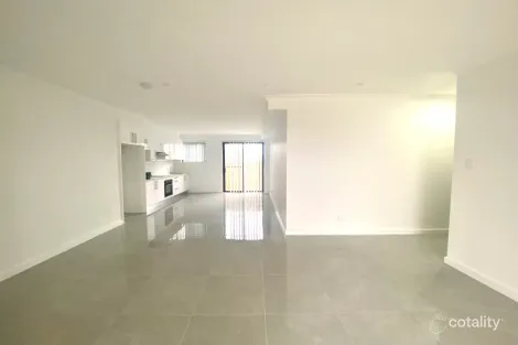 Property photo of 581 The Horsley Drive Smithfield NSW 2164