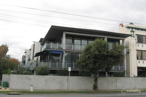 Property photo of 1/63 Ormond Esplanade Elwood VIC 3184