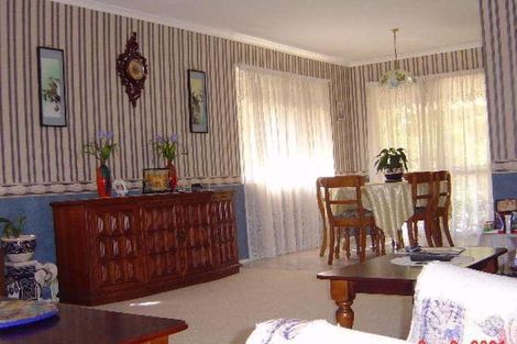 Property photo of 27 Gardenvale Street Holland Park West QLD 4121