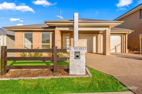 8 Thoroughbred Dr, Cobbitty, NSW 2570