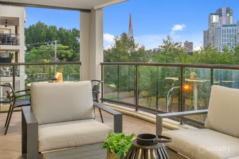 Property photo of 311/36 Macdonald Street Kangaroo Point QLD 4169