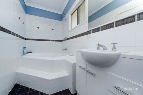 Property photo of 12 Hillview Terrace Moorooka QLD 4105