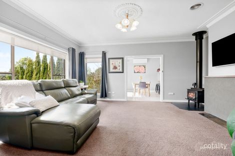 Property photo of 84 Lake Terrace East Mount Gambier SA 5290