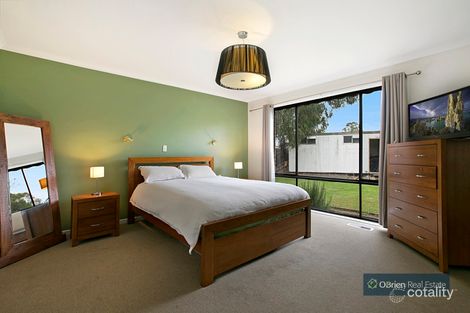 Property photo of 13 Charles Drive Pearcedale VIC 3912