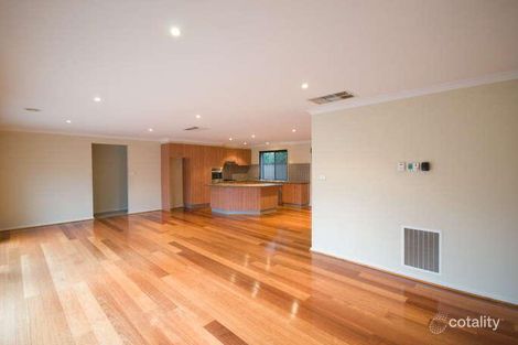 Property photo of 11 Regency Road Roxburgh Park VIC 3064