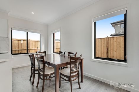 Property photo of 8 Partington Street Donnybrook VIC 3064