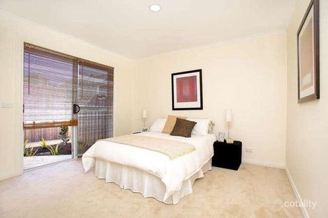 Property photo of 2/13 Latham Street Bentleigh East VIC 3165