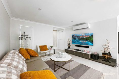 Property photo of 47/13 Angela Way Pimpama QLD 4209