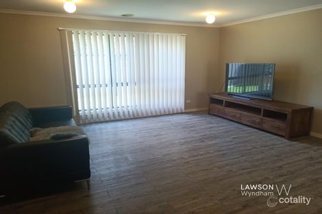 Property photo of 42 Mowbray Drive Point Cook VIC 3030