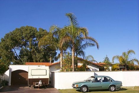 10 St Lucia Cl, Safety Bay, WA 6169