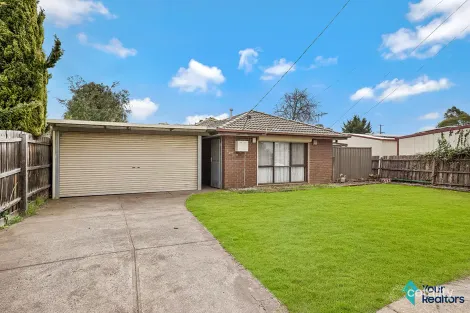 17 Myrtle St, Melton South, VIC 3338