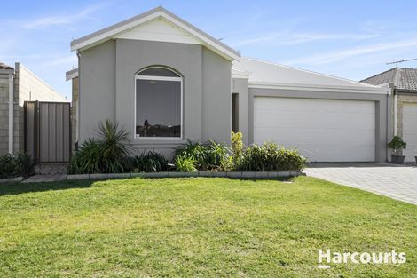 Property photo of 194 Nicholas Road Hocking WA 6065