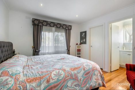 Property photo of 494 Grimshaw Street Bundoora VIC 3083