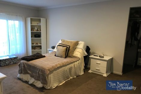 Property photo of 54 Strettle Crescent Cranbourne North VIC 3977