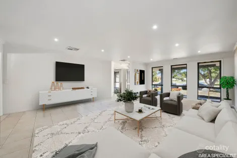 Property photo of 17 Mokoan Avenue Kialla VIC 3631