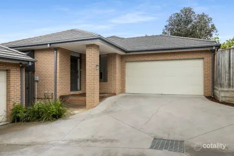 3/34 MARIA DR, LANGWARRIN, VIC 3910