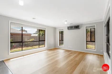 Property photo of 10 Symbester Crescent Eaglehawk VIC 3556